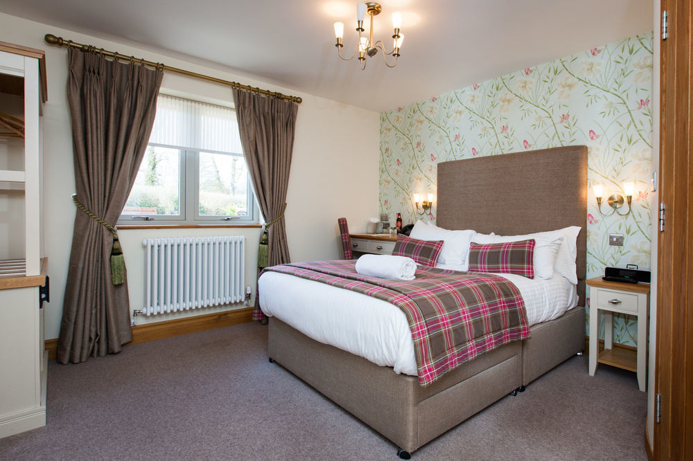 Cromwell Arms Country Pub With Rooms Romsey Eksteriør bilde