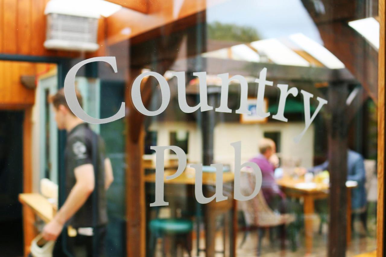 Cromwell Arms Country Pub With Rooms Romsey Eksteriør bilde