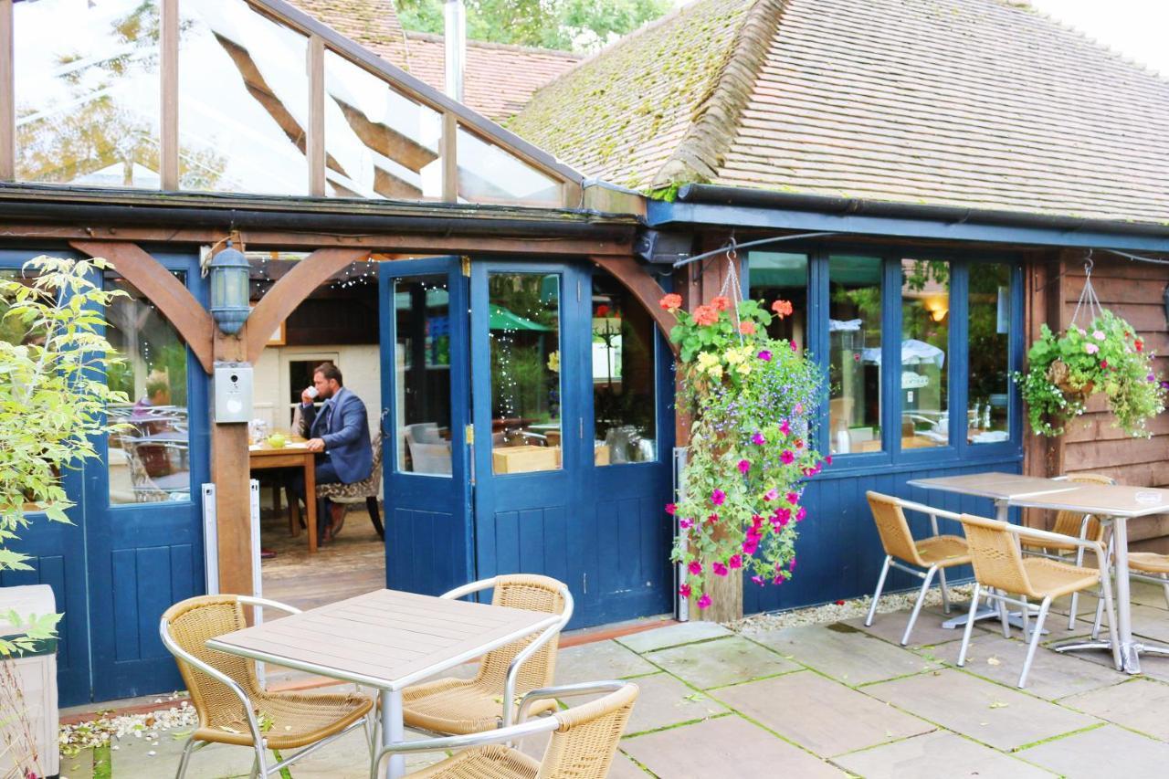 Cromwell Arms Country Pub With Rooms Romsey Eksteriør bilde