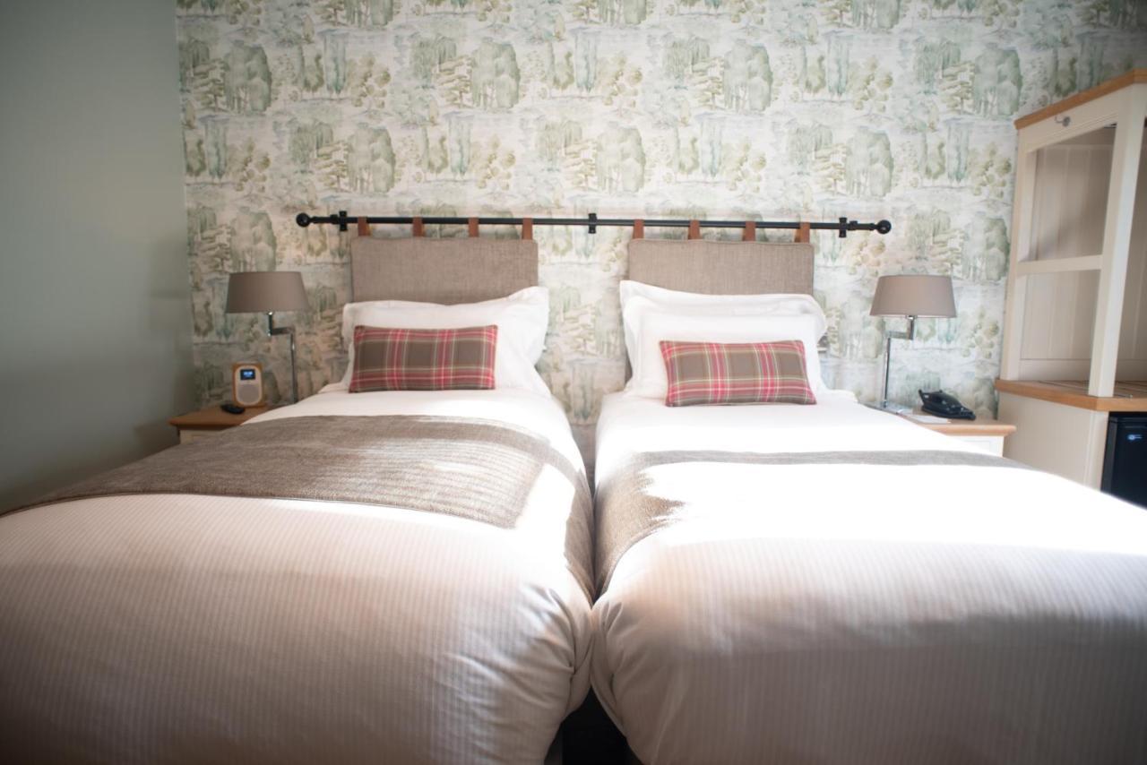 Cromwell Arms Country Pub With Rooms Romsey Eksteriør bilde
