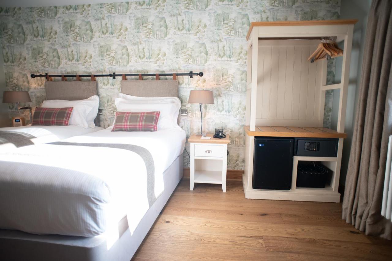 Cromwell Arms Country Pub With Rooms Romsey Eksteriør bilde