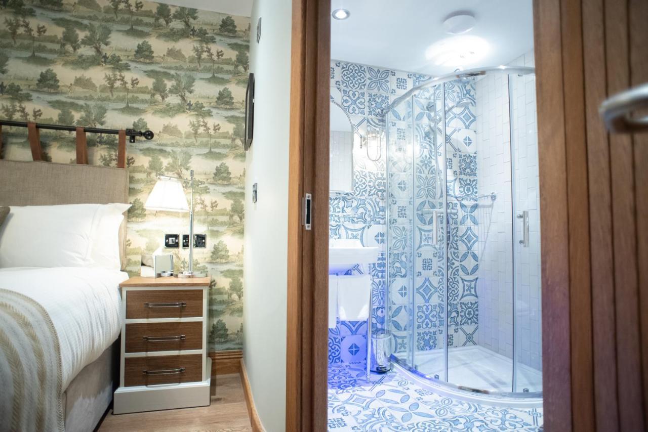 Cromwell Arms Country Pub With Rooms Romsey Eksteriør bilde