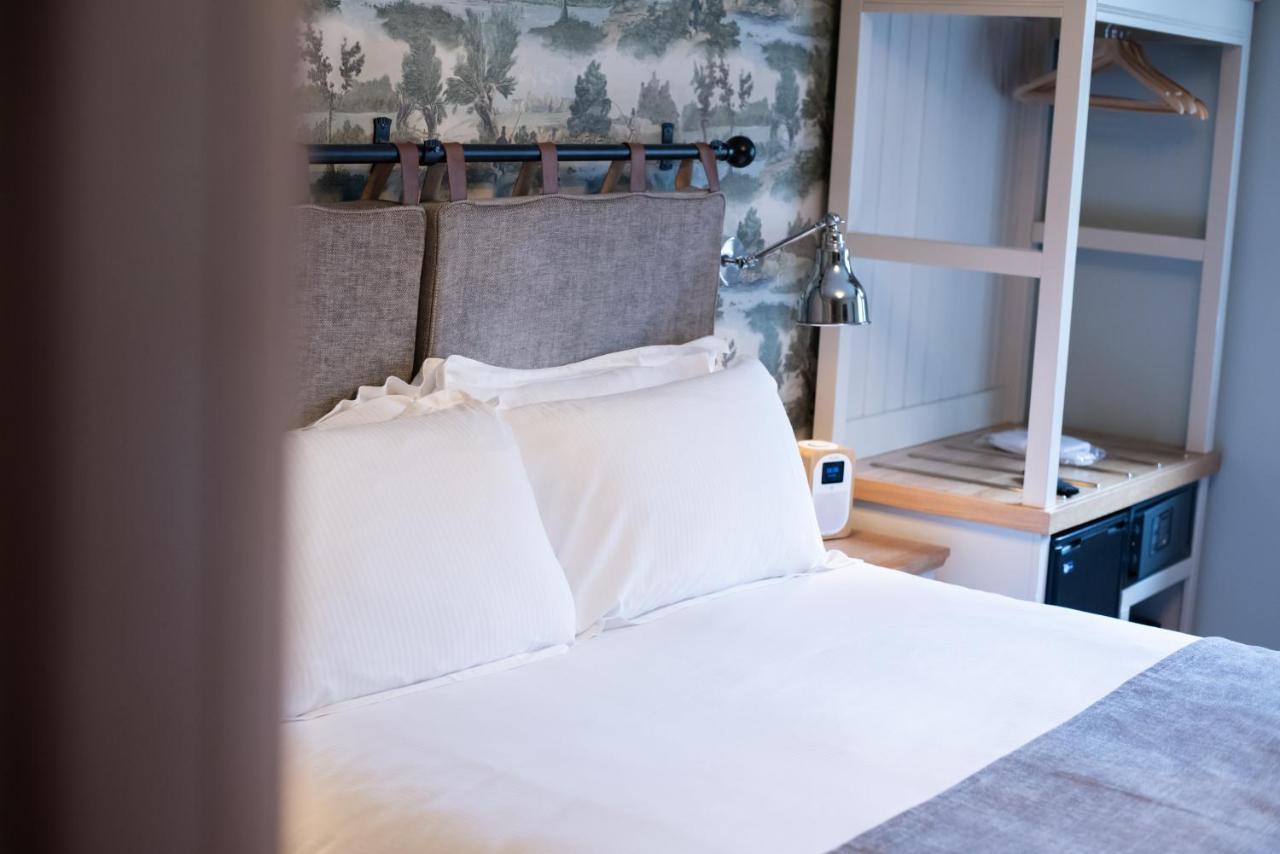 Cromwell Arms Country Pub With Rooms Romsey Eksteriør bilde