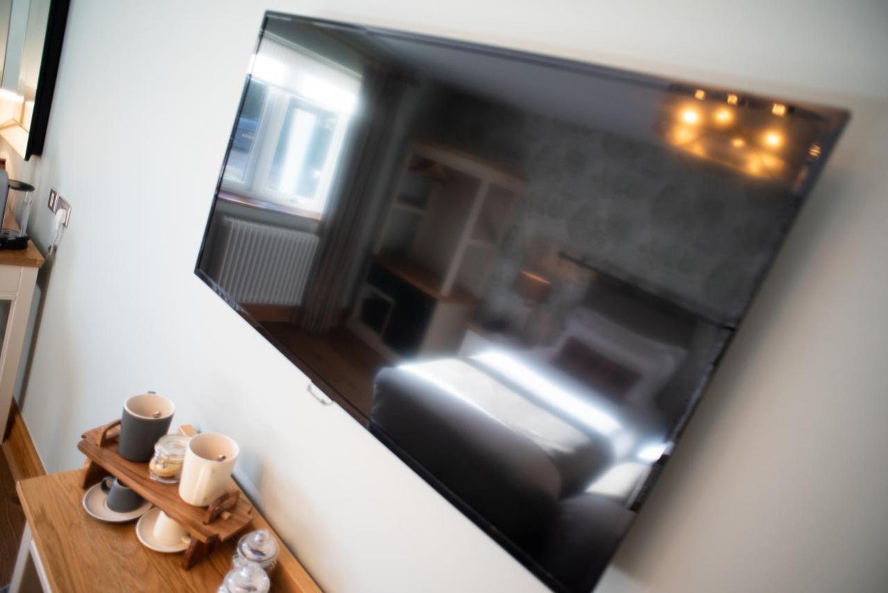Cromwell Arms Country Pub With Rooms Romsey Eksteriør bilde