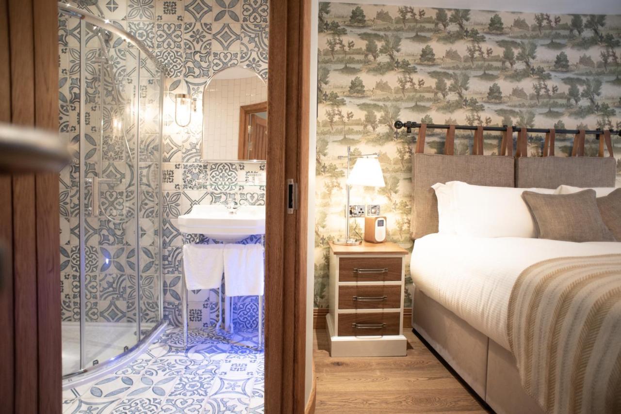 Cromwell Arms Country Pub With Rooms Romsey Eksteriør bilde