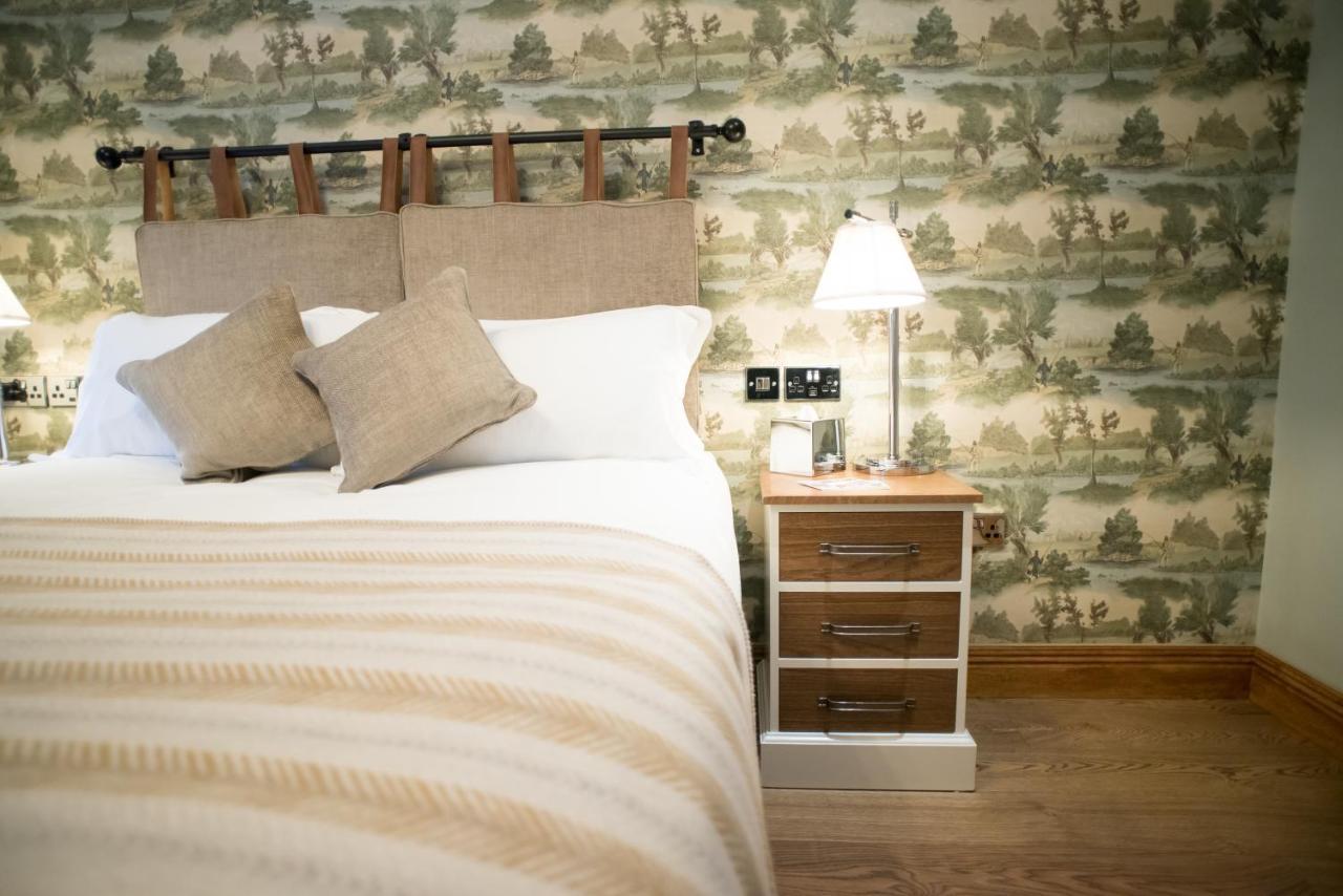Cromwell Arms Country Pub With Rooms Romsey Eksteriør bilde