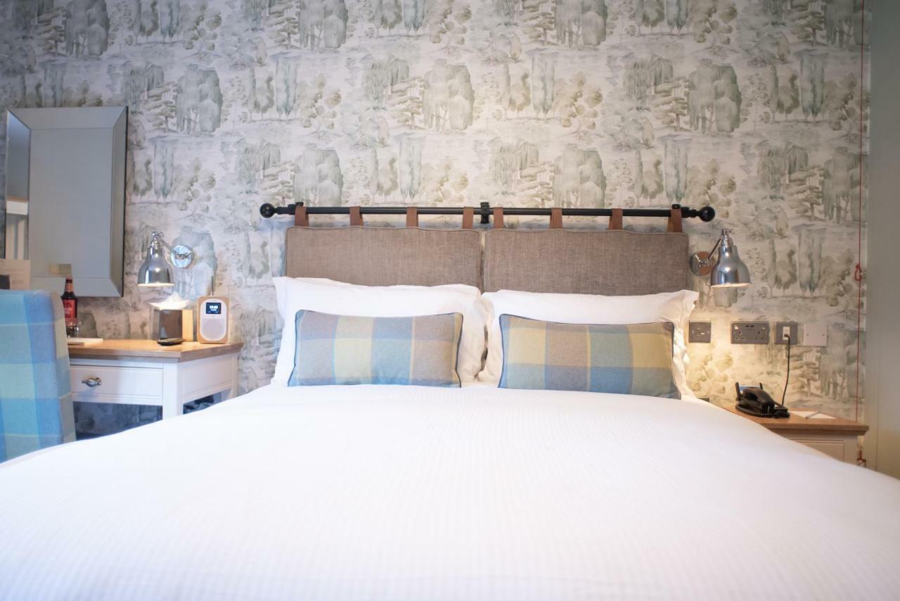 Cromwell Arms Country Pub With Rooms Romsey Eksteriør bilde